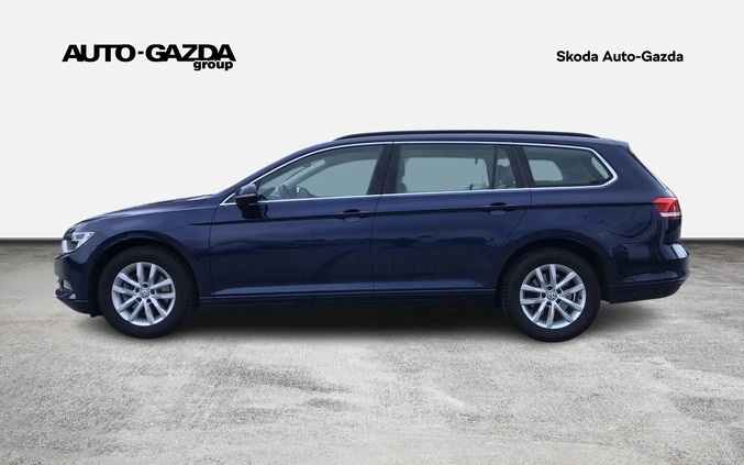 Volkswagen Passat cena 75900 przebieg: 118300, rok produkcji 2018 z Otwock małe 254